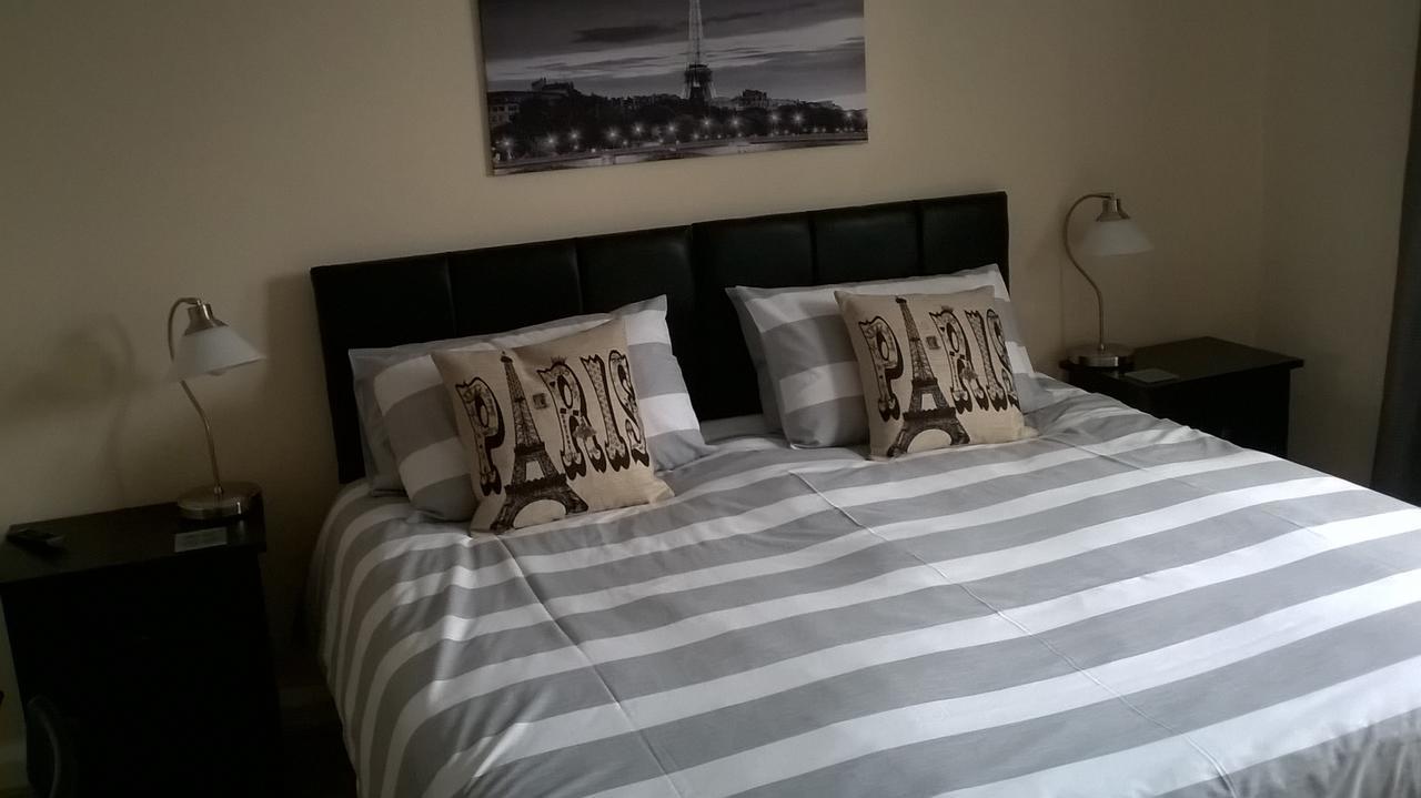 Upton Arms Hotel Понтефракт Экстерьер фото