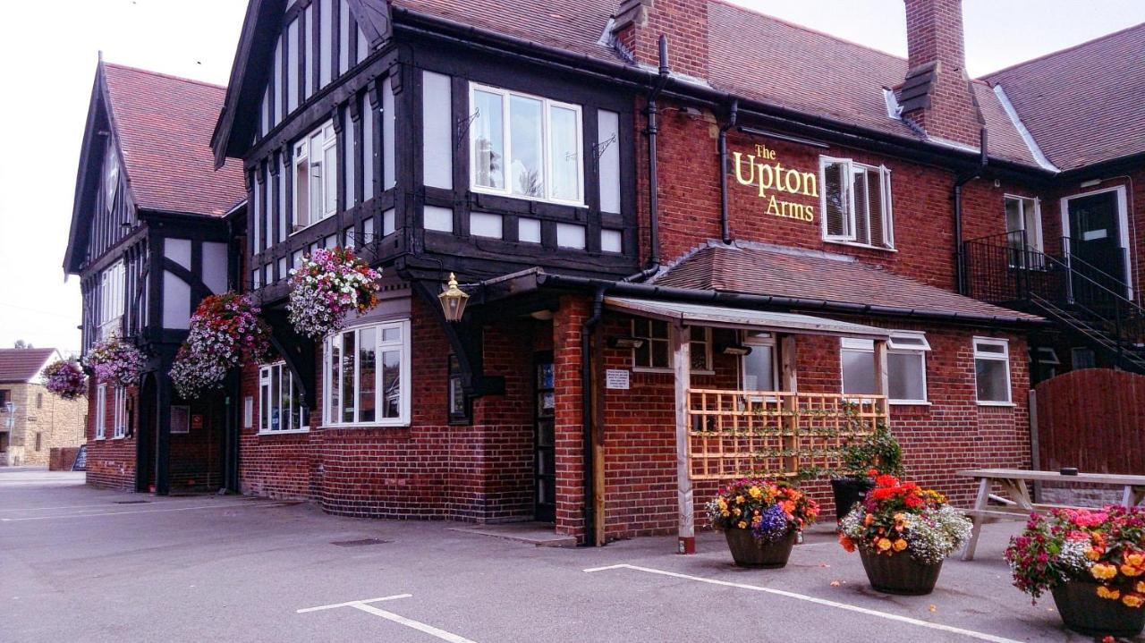 Upton Arms Hotel Понтефракт Экстерьер фото